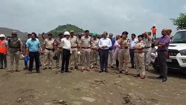 video: माइंस धंसने की सूचना से अफरा-तफरी