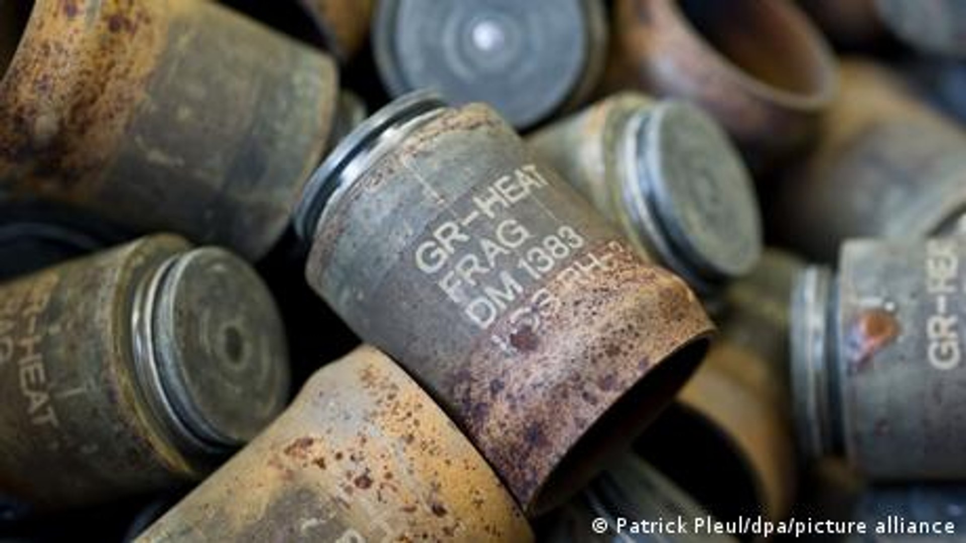 Cluster bombs in the Ukraine war