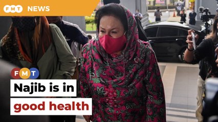 Najib’s doing all right, says Rosmah