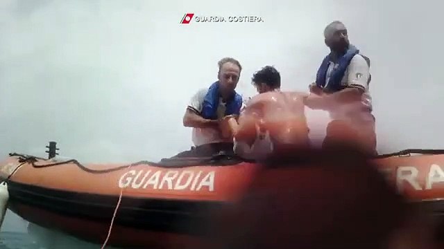Patti, bloccati nelle Grotte di Mongiove: salvate otto persone