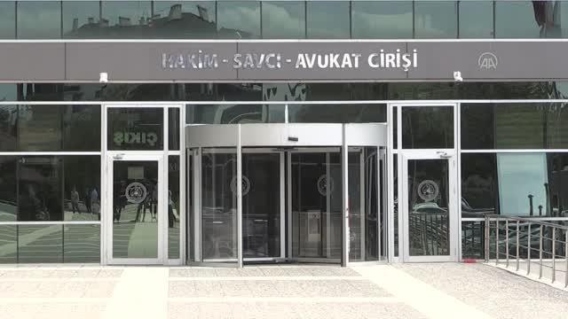 ÖNDER İmam Hatipliler Derneği üyeleri şarkıcı Gülşen'in ifadelerini kınadı