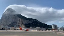 Mesmerizing 'levanter cloud' drapes over Rock of Gibraltar