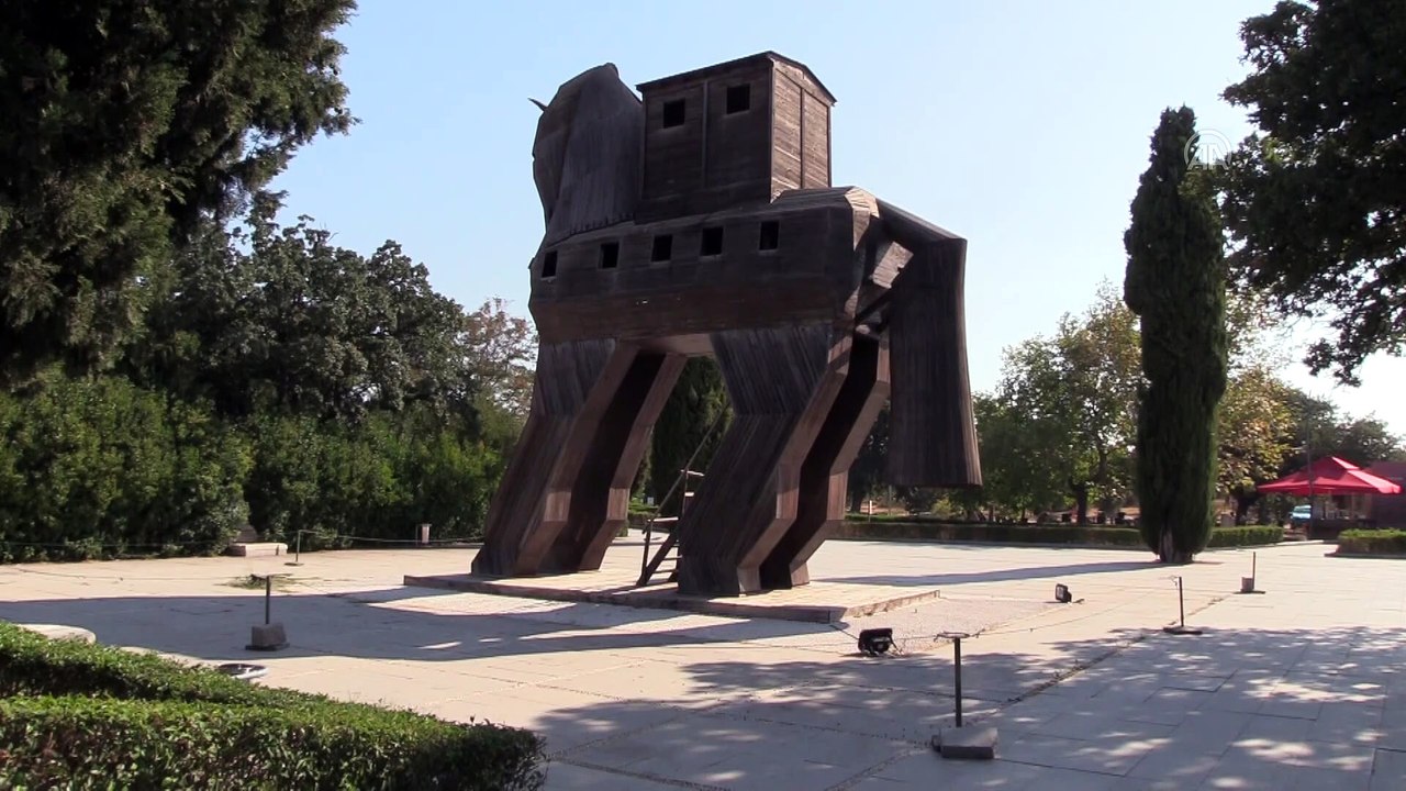 Troya'da nadir buluntu: Buraya gelmeyen siyasetçi ve asker yok