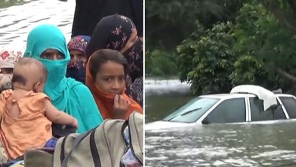 Pakistan'da Güney Pencap kenti Fazalpur'da sel yaşamı felç etti