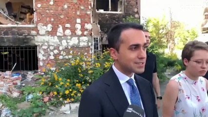 Di Maio a Irpin: "In Italia c'è ancora chi nega i fatti avvenuti qui"