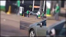 Confusão no Centro: Vídeo mostra briga dentro de posto de combustíveis na Avenida Brasil