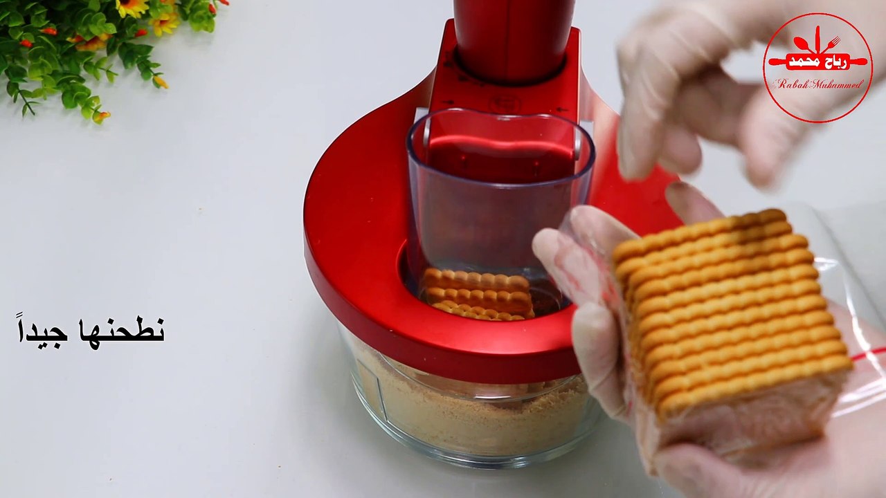 بيضة واحدة وبدون دقيق كيك الشوكولا ب 3 طبقات شهية ورائعة لكل العائلة كيك شوكولا مع رباح محمد