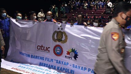 Kapolri Nonton Bareng Film Sayap-Sayap Patah di Djakarta Theater