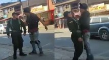 Hombre golpeó sin motivo a un policía: minutos después quedó en libertad