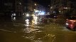 Ardahan haberleri... Sağanak yağış sonrası cadde ve sokaklar göle döndü
