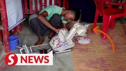 Rohingya teen builds hydraulic excavator from scratch