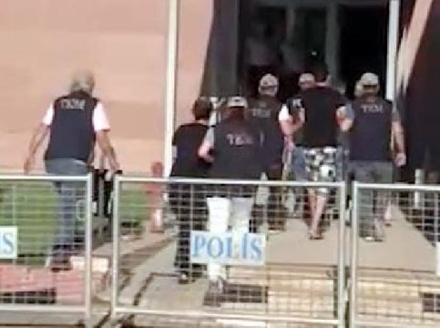 Gaziantep haberleri: GAZİANTEP'TEKİ PKK OPERASYONUNDA 2 TUTUKLAMA