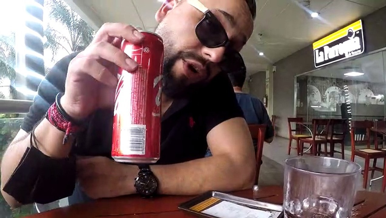 MI COMPADRE REY NO QUIERE PAGAR SU COMIDA