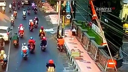 Waspada ! Aksi Teror Alat Vital Sasar Pelajar di Jember Terekam CCTV