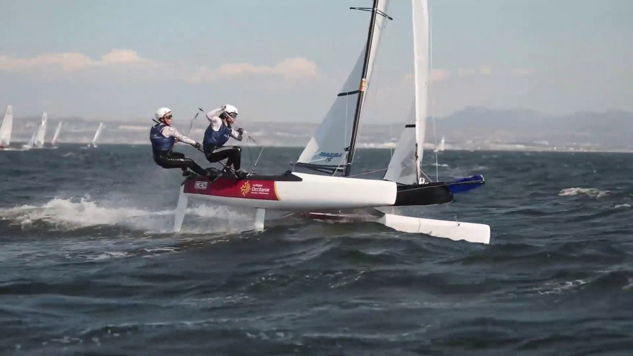 60 catamarans dans la brise / Fédération Française de Voile 2022