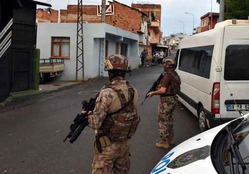 Son dakika haber | TEKİRDAĞ'DA 'ASAYİŞ' OPERASYONU: 6 GÖZALTI