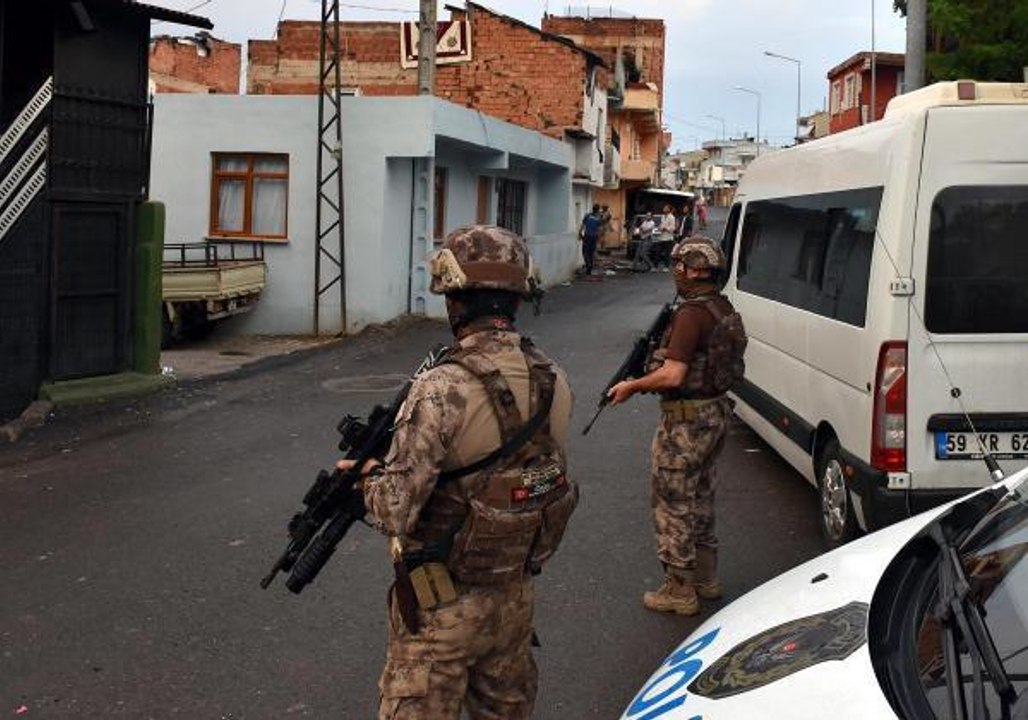 Son dakika haber | TEKİRDAĞ'DA 'ASAYİŞ' OPERASYONU: 6 GÖZALTI