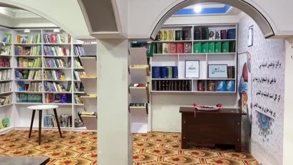 Afgan kadınlar eğitimden mahrum hemcinslerine umut olmak için kütüphane kurdu