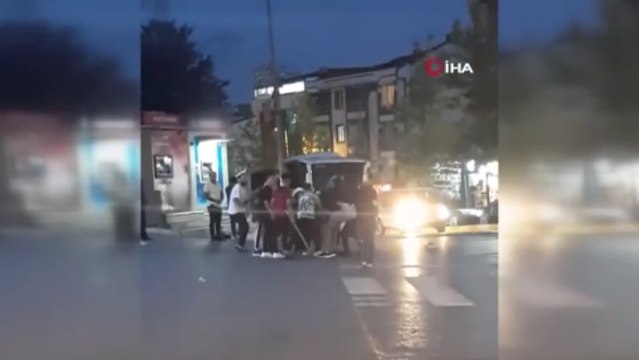 Komşuların küfür tartışmasında ortalık savaş alanına döndü