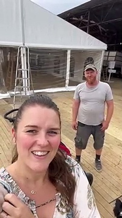 Lucile et Jérôme ("L'amour est dans le pré") ont dévoilé le vissage de leur fille en vidéo un jour avant leur mariage.