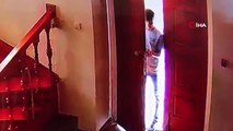 Caminin kapı tokmağını çalan şüpheli güvenlik kamerasına yansıdı
