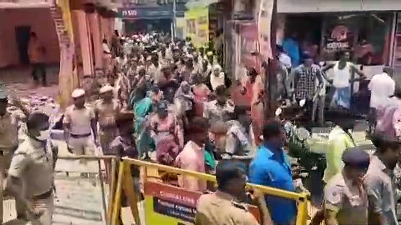 நீர் நிலைகளை ஆக்கிரமிப்புகளை அகற்ற எதிர்ப்பு.. தீக்குளிக்க முயன்ற மக்கள்.. விருத்தாசலத்தில் பரபரப்பு