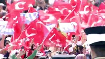 Erdoğan: Milli ve manevi değerlerimize husumet beslemesinler, bunun dışında herkes başımızın tacıdır