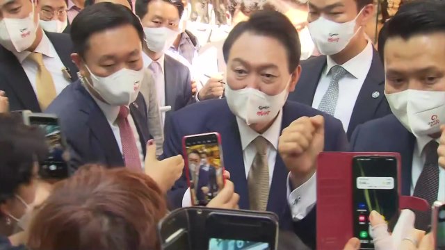 [나이트포커스] 윤 대통령 '보수 텃밭' 대구 서문시장 방문 / YTN