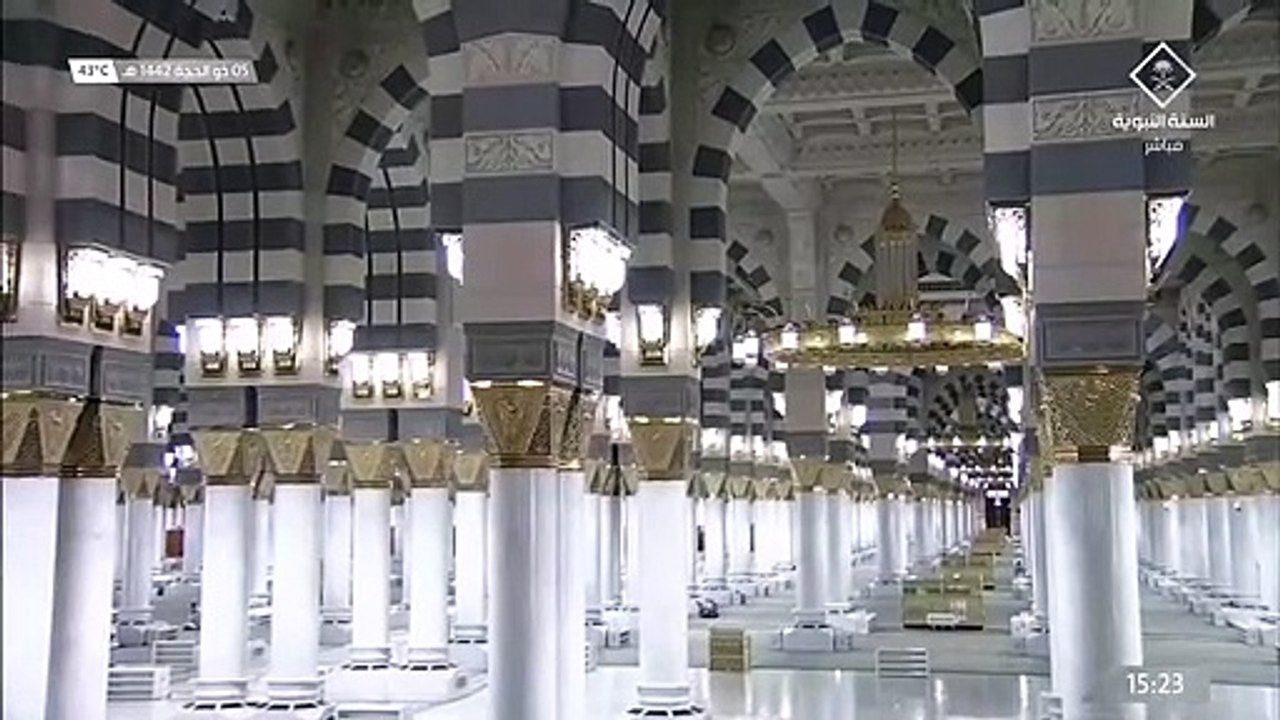 سئل رسول اللَّه صلَى اللَّه عليه وسلم عن صوم يوم عرفة؟ فقال يكفر السنة الماضية والباقية