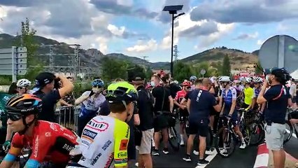 Llegada de la vuelta ciclista a Cistierna