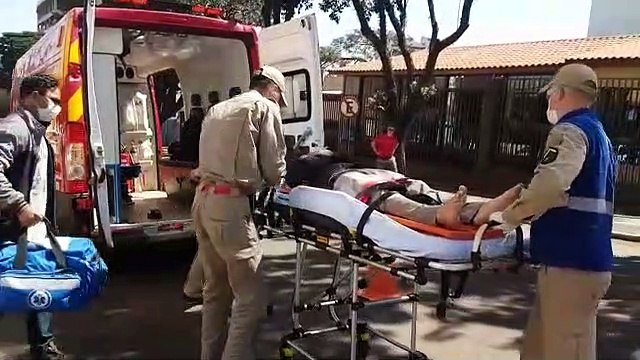 Motociclista sofre contusão na perna em acidente de trânsito no Centro