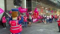 Postman Pat makes a welcome visit to striking postal workers. Credit: CWU