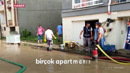 Eskişehir'de sağanak: Ev ve iş yerlerini su bastı