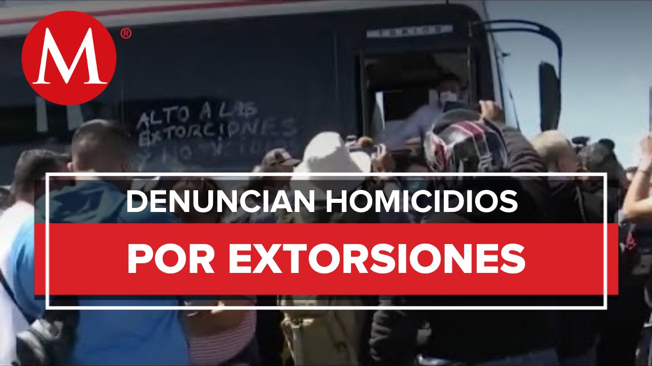 Bloquean carretera México - Pachuca; operadores de transporte público denuncian violencia