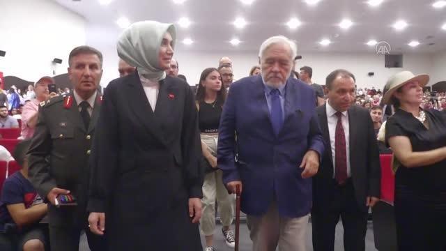 Afyon haberi... AFYONKARAHİSAR - 100. Yılda Uluslararası Büyük Taarruz ve Başkomutan Meydan Muharebesi Sempozyumu başladı