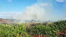 Corpo de Bombeiros é acionado para combater incêndio no Bairro XIV de Novembro