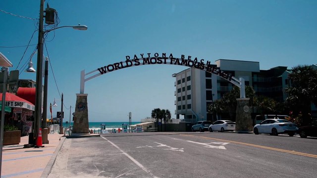Quick Tour of Daytona Beach, The Boardwalk & Sun Splash Park (Daytona Beach, Florida) - Virtual Tour & Travel VLOG