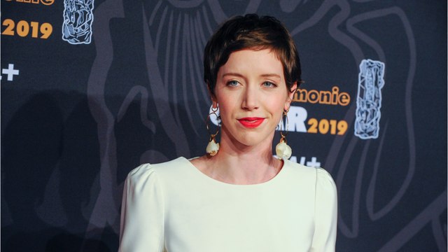 GALA VIDEO - Sara Giraudeau sans tabou, la fille d’Anny Duperey cash sur phobie scolaire : “J'étais inadaptée à l'école”