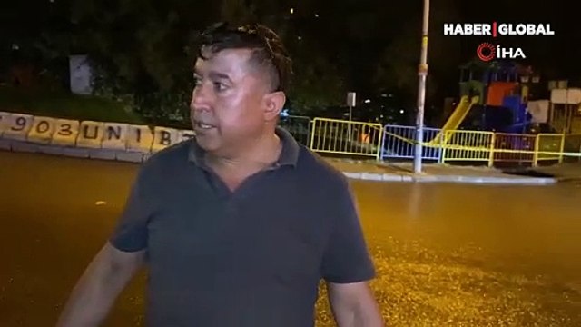 Zonguldak'ta çöken kaldırım nedeniyle çukura düşen genci kurtarmak isteyen esnaf da çukura düştü!