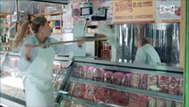 Gastón y Rosaura trabajan juntos en la carnicería | Hasta que la plata nos separe