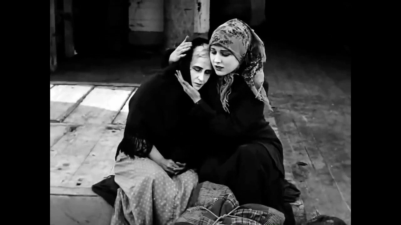 Charlie Chaplin Charlot Emirante_| #comedy #Dailymotionvideo