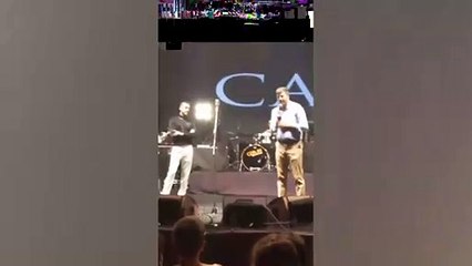 Cem Adrian konserinde Gülşen sloganları