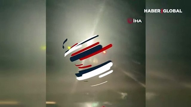 Vicdansız sürücü, traktörün arkasına bağladığı eşekleri sürükleyerek böyle götürdü