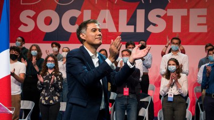 GALA VIDEO - “On va se faire bouffer” : ce petit vent de panique qui souffle chez les socialistes