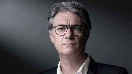 GALA VIDEO - Les Grandes Gueules : Alain Marschall perd un pari et se fait raser la barbe en direct !