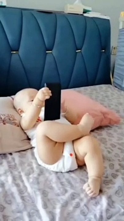 The mobile kid