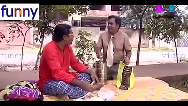 মোশাররাফ করিমের নাটকের অস্থির একটা হাসির ভিডিও