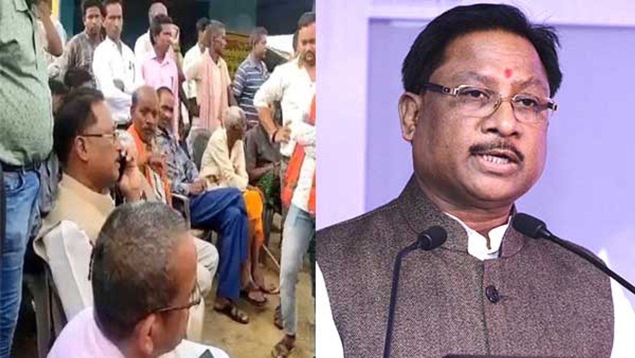 Jashpur: पूर्व सांसद विष्णुदेव साय ने अफसर को धमकाया, बोले "गाड़ देंगे तुमको", वीडियो हुआ वायरल
