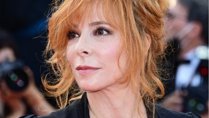 GALA VIDEO - Mylène Farmer : cette célèbre auteure qui aimerait lui écrire une chanson