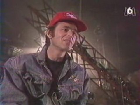 Fredericks Goldman Jones fax'o tournée rouge